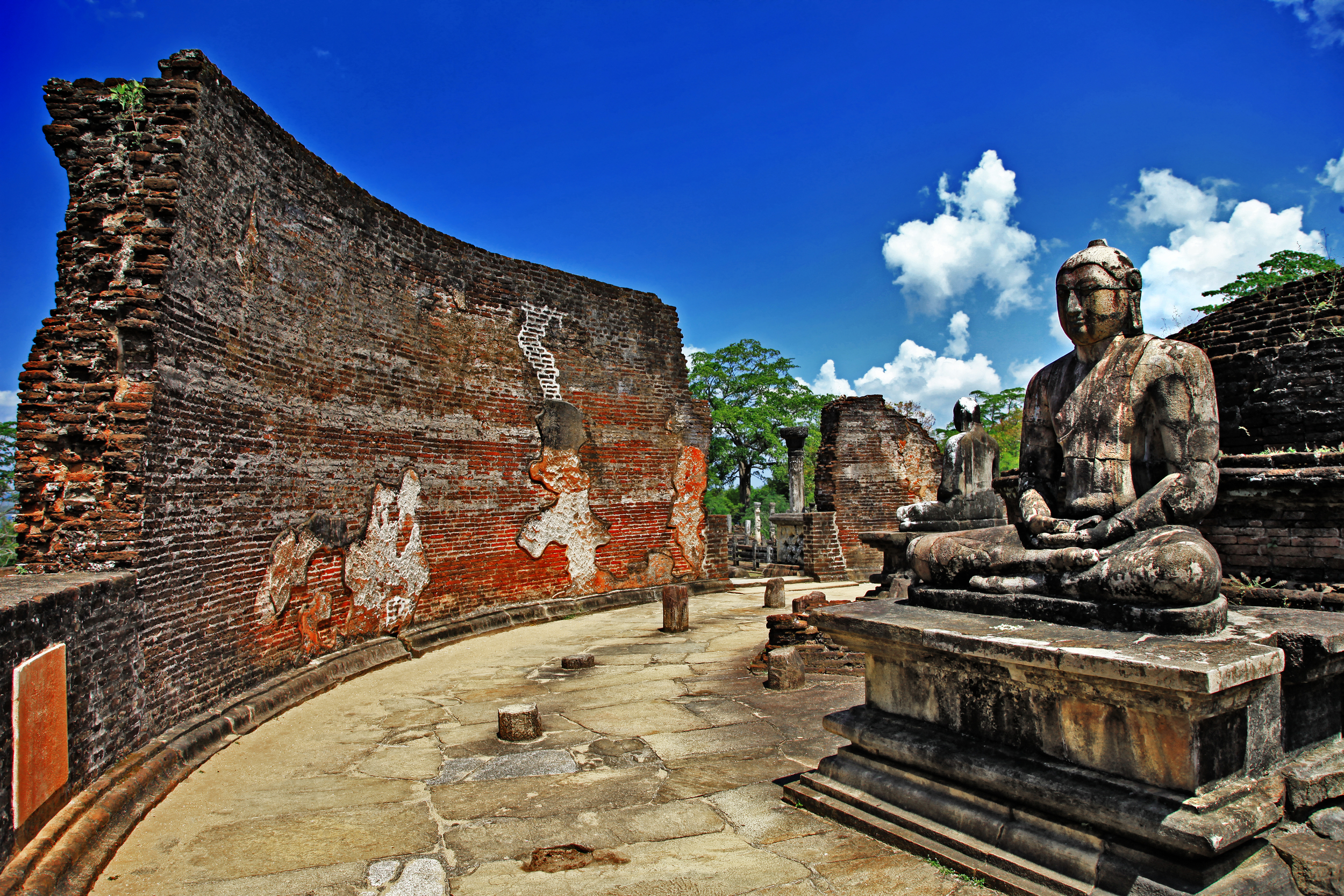 vatadage polonnaruwa